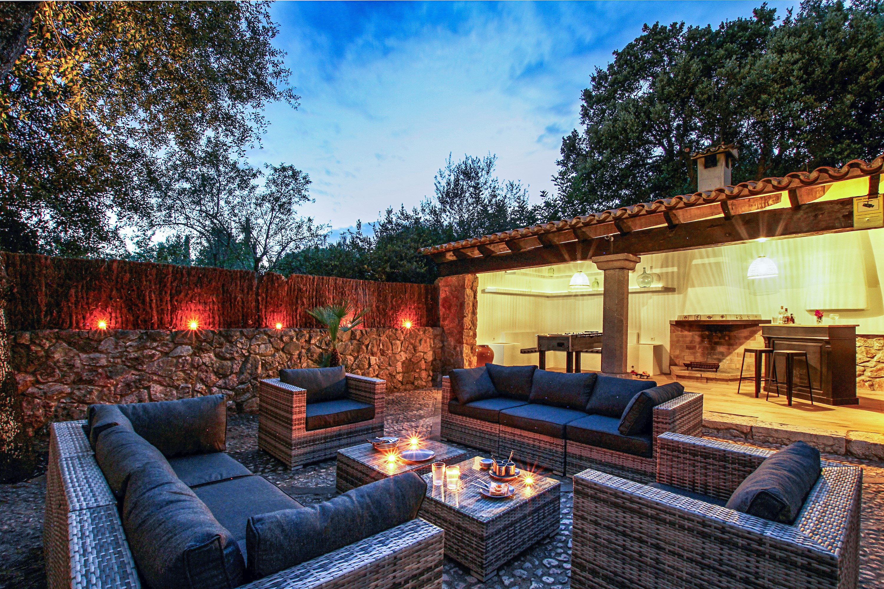 Villa Las Encinas terraces at night